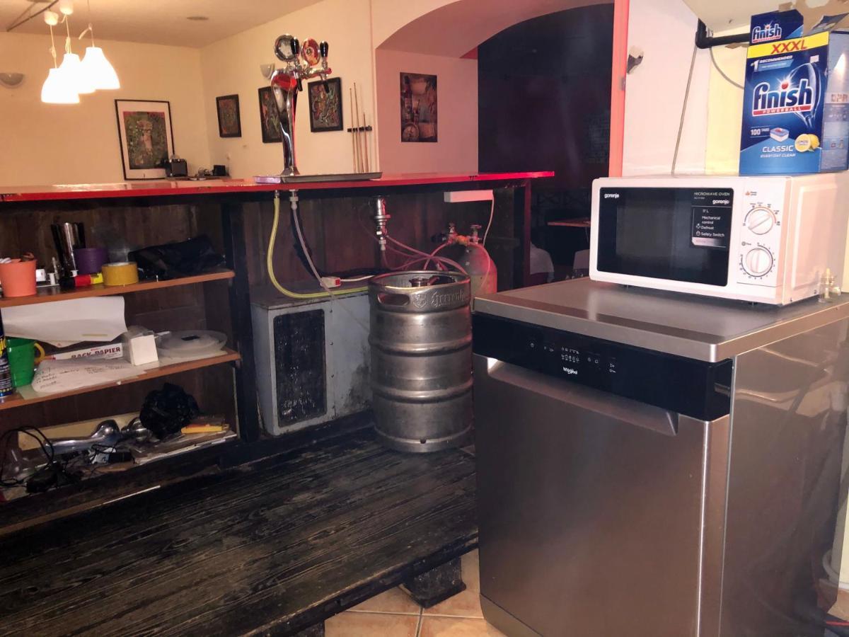 Whole Basement Former Pub3 For Bachelor / Bachelorette Party Budapest Exterior photo